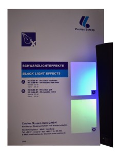 Tinta de serigrafía de efecto luz negra 2